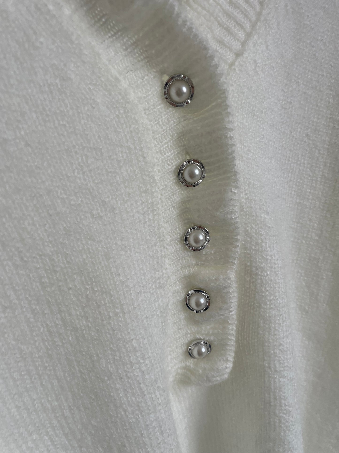 PULL PERLES LAURA