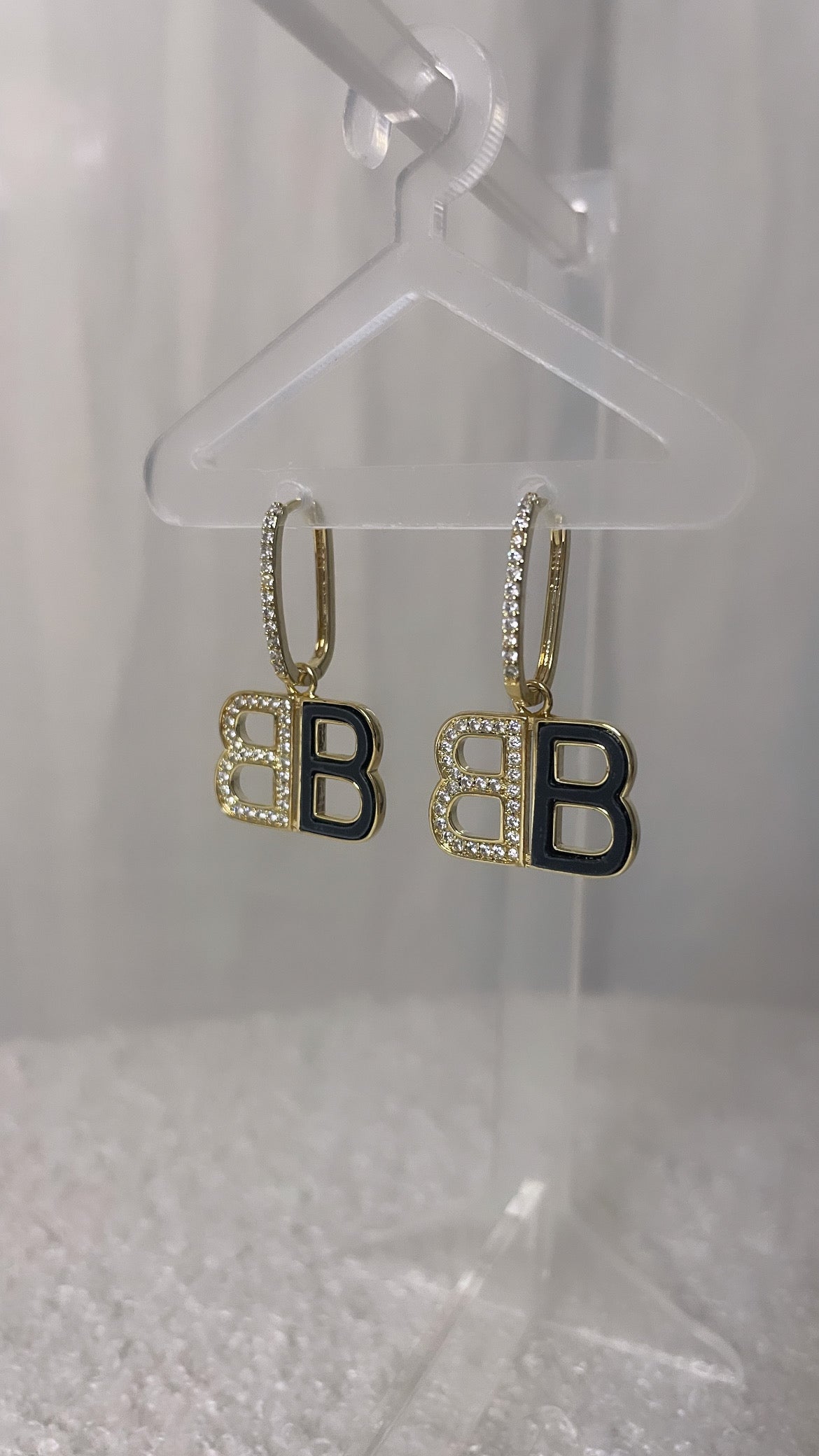 BOUCLES D’OREILLES DOUBLE B